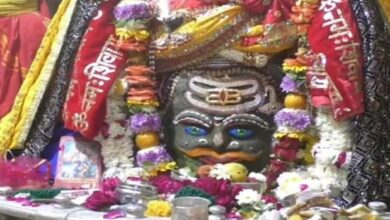 Photo of महाशिवरात्रि पर भगवान महाकाल का राजा स्वरूप श्रृंगार