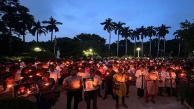 Photo of वाराणसी: आज सरकारी अस्पतालों में काली पट्टी बांधकर मरीज देखेंगे चिकित्सक