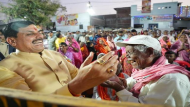 Photo of दिवाली पर उज्जैन के हामू खेड़ी कुष्ठ धाम पहुंचे सीएम मोहन यादव