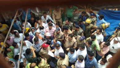 Photo of Rishikesh: भारत साधु समाज की 34 दुकानों पर चला प्रशासन का बुलडोजर, पुलिस-पीएसी तैनात
