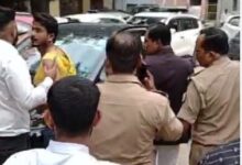 Photo of कचहरी में चैंबर में बैठे अधिवक्ता पर चाकू से किया हमला