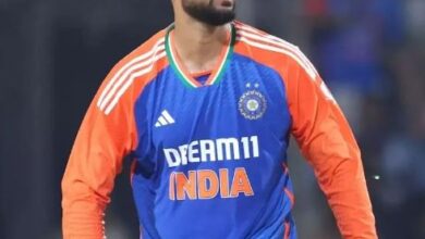 Photo of वरुण चक्रवर्ती पहली बार बने कप्तान,T20 टूर्नामेंट में इस टीम को चैंपियन बनाने की मिली जिम्मेदारी