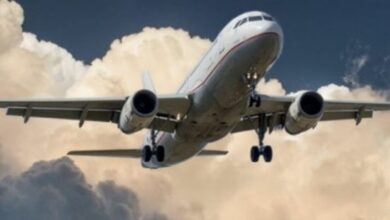 Photo of दिल्ली एयरपोर्ट पर तकनीकी दिक्कत दूर 800 फ्लाइट्स पर पड़ा असर