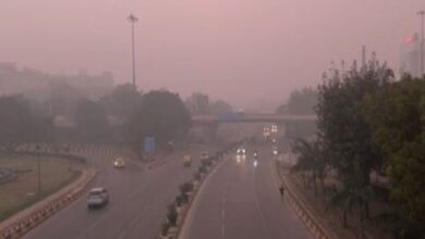 Photo of स्मॉग की चादर से ढकी दिल्ली ,एक्यूआई 400 पार