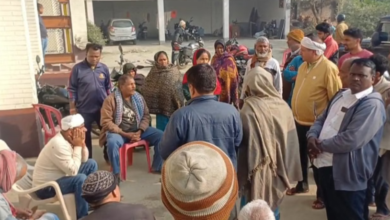 Photo of मुजफ्फरपुर में गाड़ी साइड को लेकर भड़का बवाल, बीयर की बोतल से फोड़ा सिर