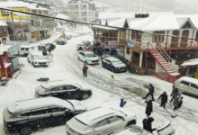 Photo of मौसम ने फिर ली करवट, कहीं बारिश तो कहीं बर्फबारी से तापमान में गिरावट