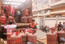 Photo of एलपीजी संकट के बीच दिल्ली में धधकने लगी सियासत की आग