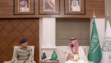 Photo of ईरान की जंग में उतरेगा पाकिस्तान?: आसिम मुनीर और सऊदी रक्षा मंत्री के बीच हुई बड़ी बैठक