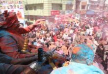 Photo of गेर में शामिल हुए सीएम मोहन, जमकर उड़ाया रंग-गुलाल