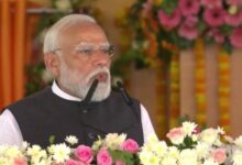 Photo of  पीएम मोदी ने प्रोटोकॉल से भी 40 मिनट ज्यादा समय बाबा विश्वनाथ और भक्तों के साथ बिताया