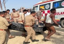 Photo of मथुरा नाव हादसा: यमुना में दो और शव मिले, अब तक 13 श्रद्धालुओं की माैत
