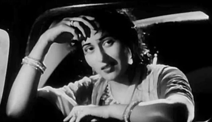 Photo of 68 साल पुराना Kishore Kumar का रोमांटिक गाना गर्लफ्रेंड को झट से कर देगा खुश