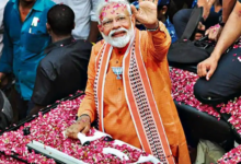 Photo of पीएम मोदी का काशी दौरा: समर्थकों को देख पीएम ने रुकवाई कार